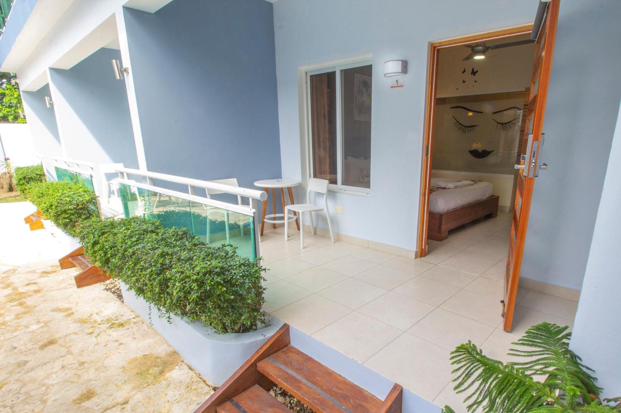 Double Room Pool View